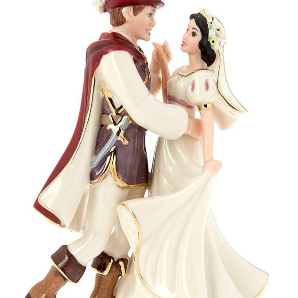 NWT Lenox Disney’s Snow White Porcelain Snow White and Prince Dancing Figurine